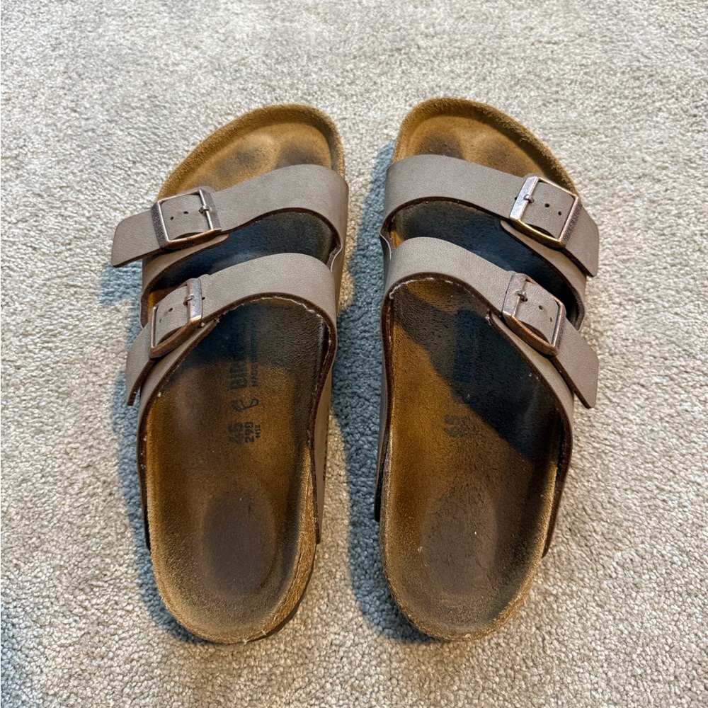 Men’s Birkenstock Arizona size 12 brown